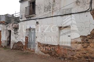 Casa a Santiago de Alcántara. En venta vivienda para reformar en santiago de alcántara, cácere