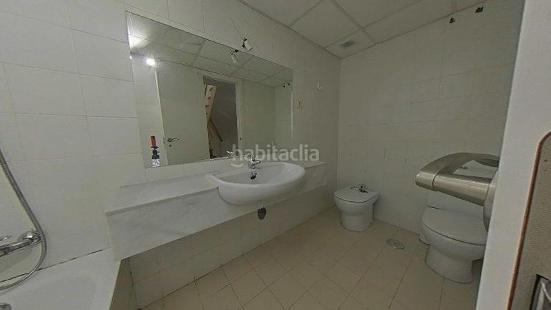 Foto 67ebc3d7-a020-4b0a-8b3e-8155fdd6a618. Casa adossada amb calefacció aparcament a Centro Aranjuez