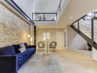 Édifice à Centro. En venta singular edificio en centro de ávila