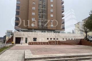 Locale commerciale  Calle toledo. En venta local comercial en guadalajara