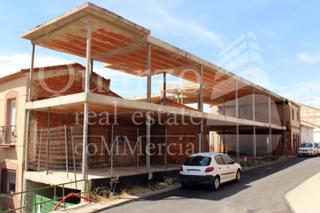 Edificio  Calle maestro amores. En venta edificio en yunquera de henares