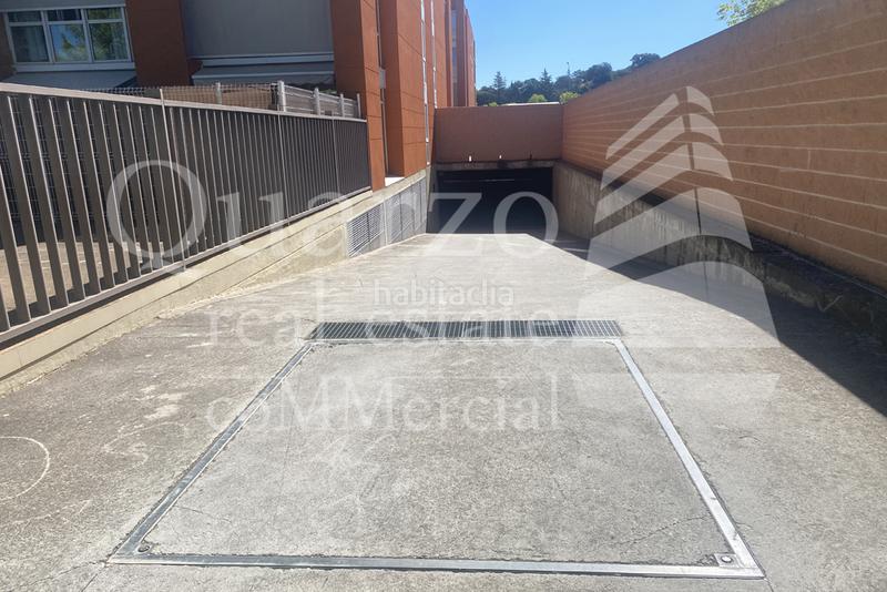 Foto 0ea732d7-4f48-40f7-a87a-294219f0a36f. Aparcament cotxe a Zona Industrial Tres Cantos