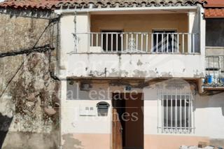 Casa adossada  Plaza del peregrino. En venta estupenda casa en oliva de plasencia