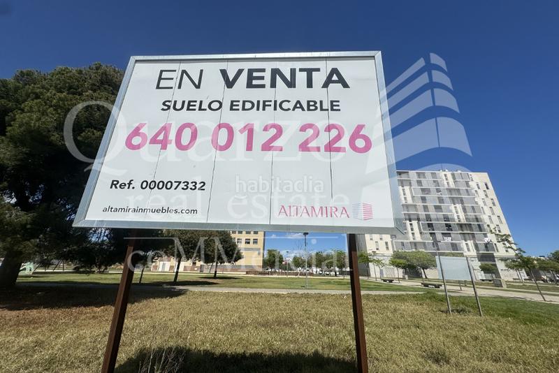 Foto 0dfcf72c-9258-4ae9-bc26-6d371bac1a70. Terreny residencial a Centro Comercial - Capsades - Hospital Vinaròs