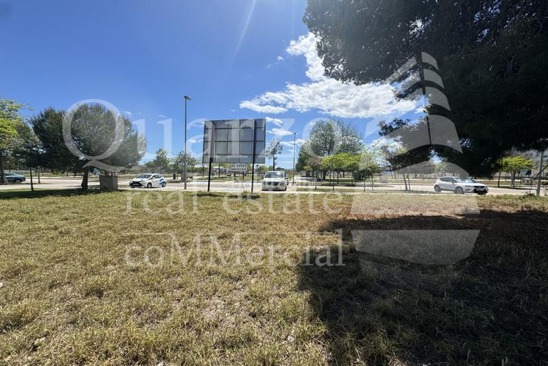Foto a1c7f53a-c34f-491a-90d9-78ac4d298f3e. Terreny residencial a Centro Comercial - Capsades - Hospital Vinaròs