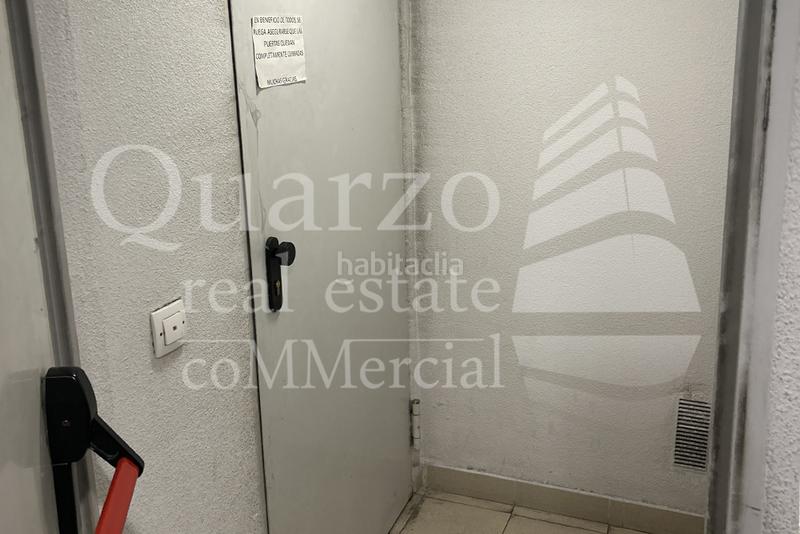 Foto 035b2e49-cebb-4815-bc6c-6f4b18683f2a. Motorcycle parking in Centro Urbano San Sebastián de los Reyes