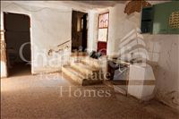 Foto 29e5f965-e64a-47ab-8af7-80da9168ca3a. Casa adossada a Tobarra