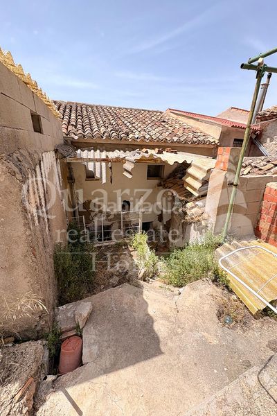 Foto 59127542-112c-4f04-9836-05aead341ec2. Casa adossada a Tobarra
