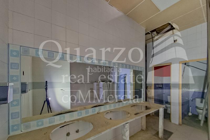 Foto 716a4e1b-70ad-41ec-b9a3-c85222af58fd. Local comercial en venta estupendo local comercial en Móstoles