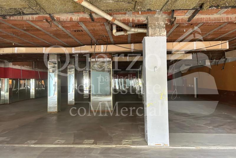 Foto a2500dae-7d46-4484-bedf-2f9da69c055c. Local comercial en venta estupendo local comercial en Móstoles