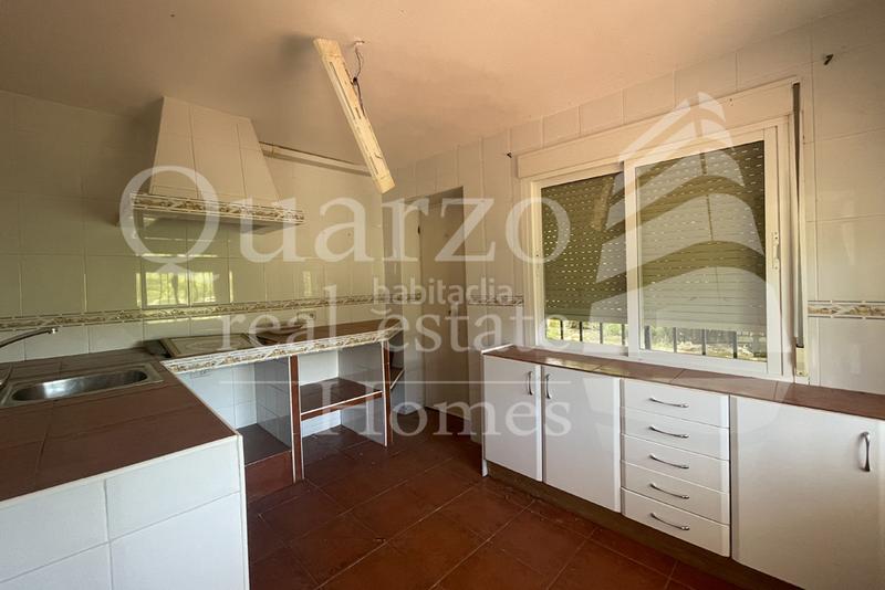 Foto 8d93f716-a2bf-46b2-96fb-f644a2544c66. Chalet con parcheggio in Robledo de Chavela