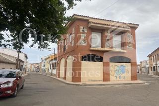 Maison à Pueblanueva (La). En venta chalet independiente en la pueblanueva
