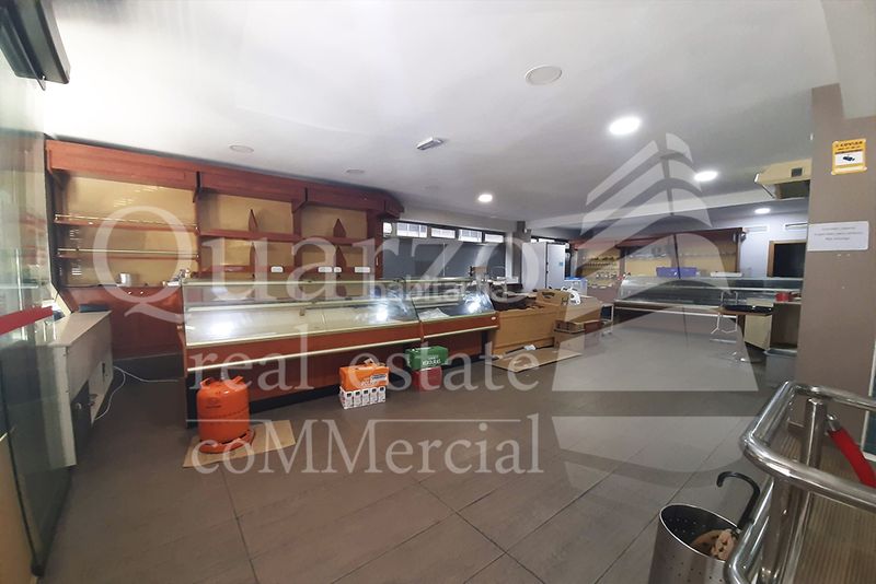 Foto 64a606f8-7d06-4c02-8e89-ca78def221cf. Local comercial en calle gómez becerra 16 en venta magnífico local comercial Centro. en Cáceres