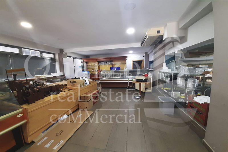Foto 66f7a362-ac9d-4c35-84e9-454ce1a9b5e5. Local comercial en calle gómez becerra 16 en venta magnífico local comercial Centro. en Cáceres