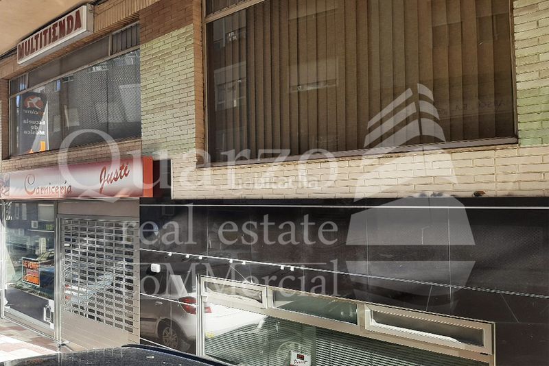 Foto ed7a3629-57aa-4382-9b67-3b0ba8b29bdc. Local comercial en calle gómez becerra 16 en venta magnífico local comercial Centro. en Cáceres