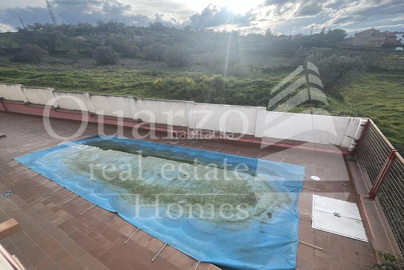 Foto 773ca4bc-2922-46cd-92b8-6b0856ef546e. Dúplex se vende dúplex en el molar en Molar (El)