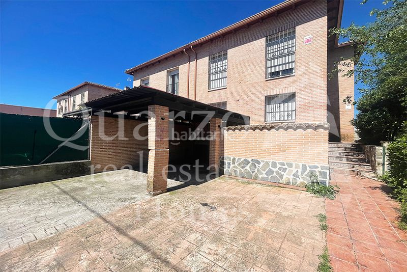 Foto aee93cf7-13aa-4013-8a10-ae0b0e762b98. Doppelhaus in Ventas de Retamosa (Las)