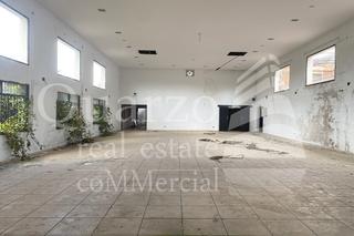 Local Comercial a Campillo (El). Se vende local con vivienda en el campillo