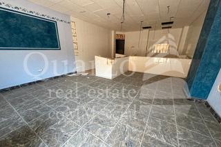 Local Comercial a Los Dolores. Se vende local comercial en cartagena, (murcia)