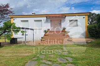 Casa a Herrera de Alcántara. Casa de campo en herrera de alcantara