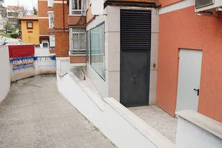 Parking moto en Ciudad Universitaria. Se vende plazas de garajes en madrid