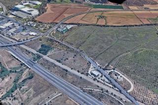 Landgut in Reyes Católicos. Se vende terreno urbanizable en alcalá de henares