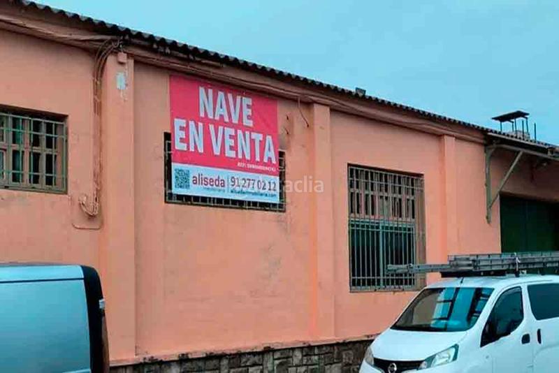 Foto c5b34e49-93d1-4335-9b24-d612deadc20d. Bâtiment à usage industriel dans Requena