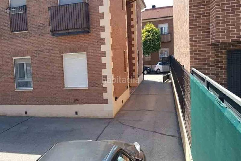 Foto f741204d-9e42-4196-9ad4-de03e6215cea. Parking coche se vende plaza de garaje , (madrid) en Meco