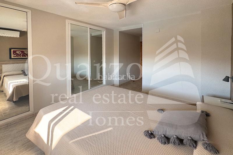 Foto a7ef67d3-c9d2-4db9-bd0f-1e484e9ea60e. Etagenwohnung mit kamin heizung pool in Oliva nova Oliva