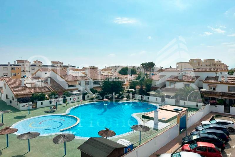 Foto bab0ddbe-5149-476d-85b2-9c86abb38f34. Etagenwohnung mit kamin heizung pool in Oliva nova Oliva