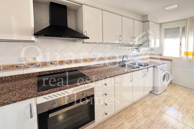 Foto bd34a319-92c3-4e89-9597-10e98e3e4aa9. Etagenwohnung mit kamin heizung pool in Oliva nova Oliva