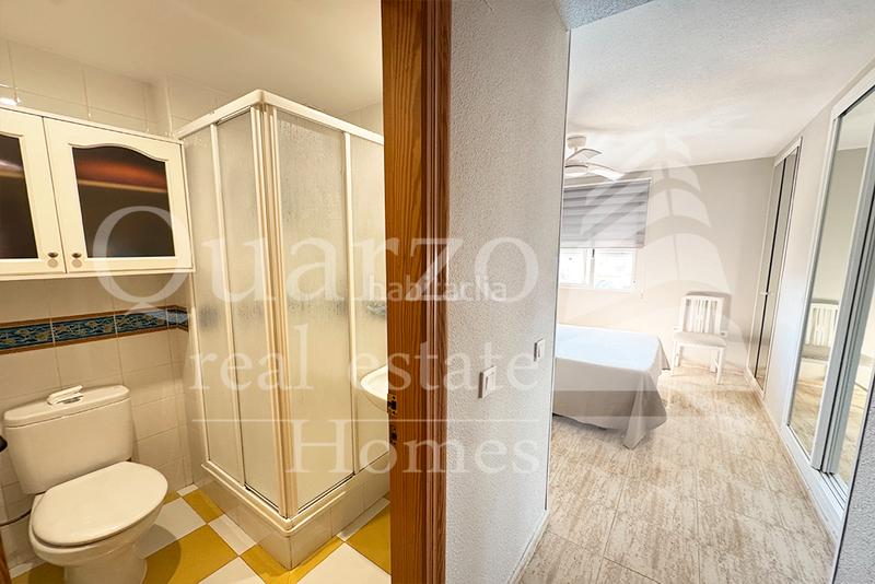 Foto e2a3782a-1215-4cb7-b719-070a60b49df4. Etagenwohnung mit kamin heizung pool in Oliva nova Oliva