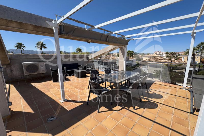 Foto 000c1dc8-d6f3-49da-99ef-2e81bd4ee010. Dúplex se vende ático - dúplex , (valencia) en Oliva nova Oliva