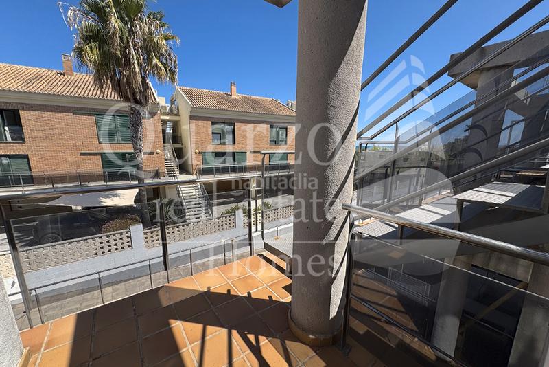 Foto 09cd62ff-05f1-4f8c-888b-9eb980435e58. Dúplex se vende ático - dúplex , (valencia) en Oliva nova Oliva