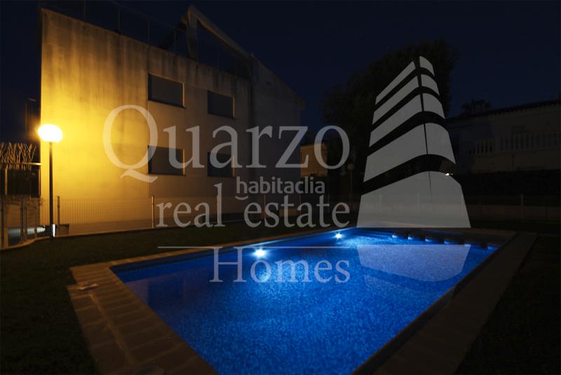 Foto 0ba8ba9c-879c-4e96-9779-2008d9a49cb4. Dúplex se vende ático - dúplex , (valencia) en Oliva nova Oliva