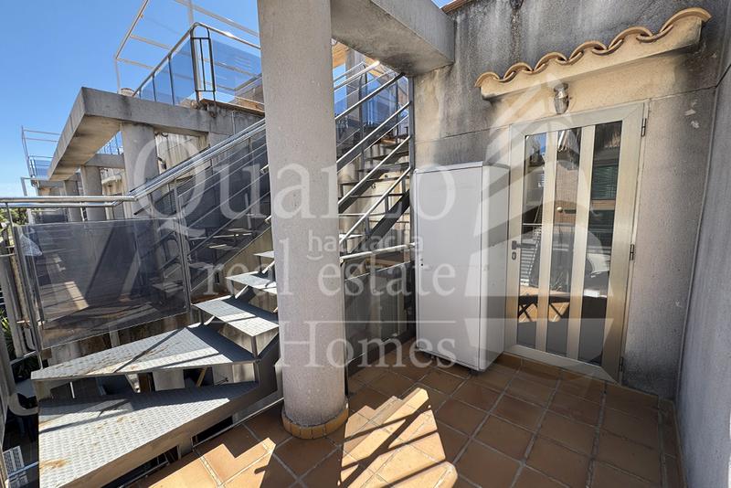 Foto 1493e27f-ee69-4207-be61-aa25e77ee0f2. Dúplex se vende ático - dúplex , (valencia) en Oliva nova Oliva
