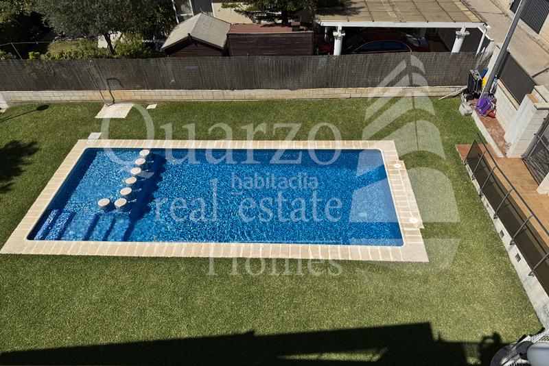 Foto bff69c32-1463-4ba2-a3d9-3e4cbada8376. Dúplex se vende ático - dúplex , (valencia) en Oliva nova Oliva
