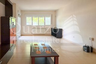 Chalet en Torija. En venta espléndido chalet en torija, guadalajara.