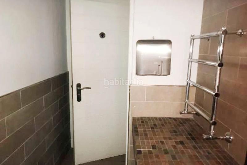 Foto bae9802e-91e4-4126-89a8-924fa61a9577. Local comercial se vende local comercial , () en Almagro Madrid