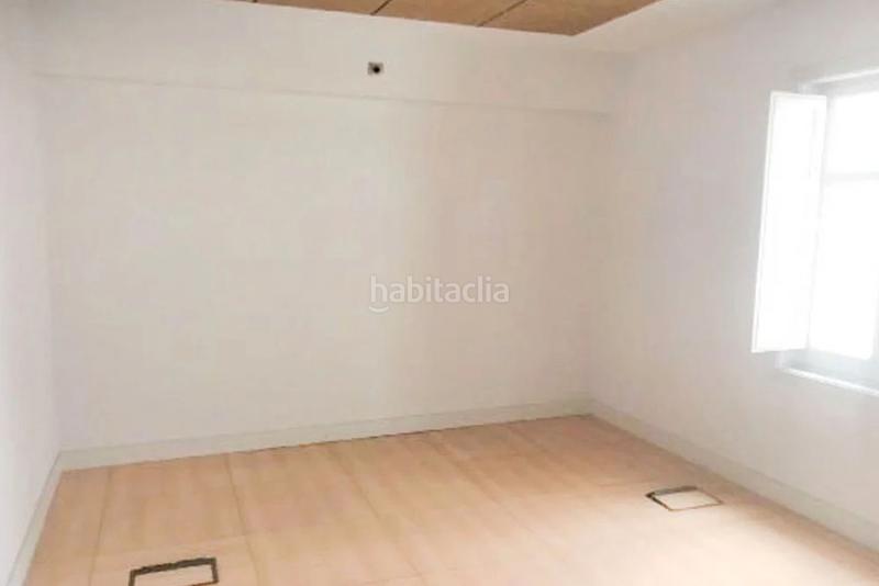 Foto be6da220-870d-4136-906a-9f6ea577e69b. Local comercial se vende local comercial , () en Almagro Madrid