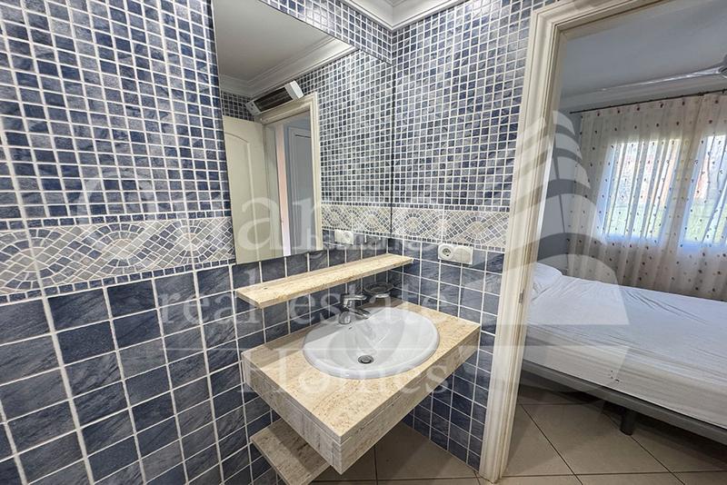 Foto 1e0ecdd8-bcde-4790-a9cc-053dc7d2c6f5. Appartamento con piscina in Oliva nova Oliva