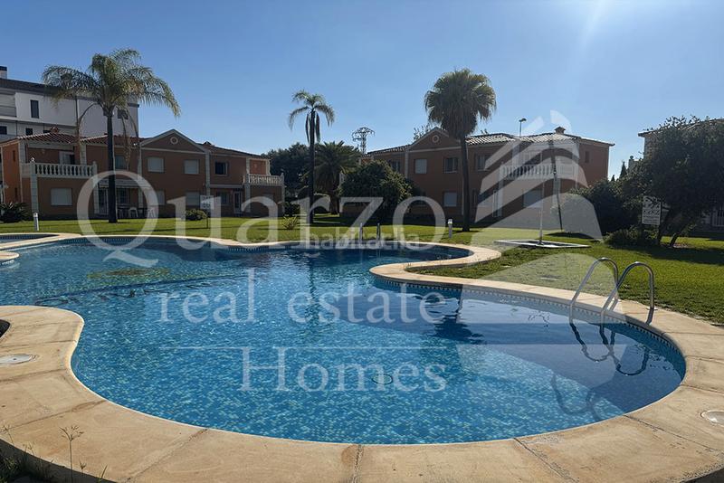 Foto a6c9e66a-fe58-4996-b16c-a27aae7dc816. Appartamento con piscina in Oliva nova Oliva