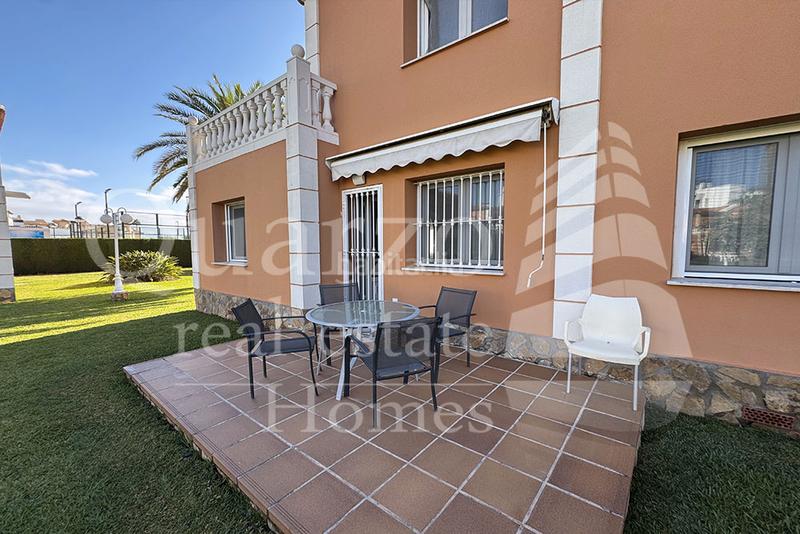 Foto c48a992c-891f-4e90-b7f7-309b5f235f17. Appartamento con piscina in Oliva nova Oliva
