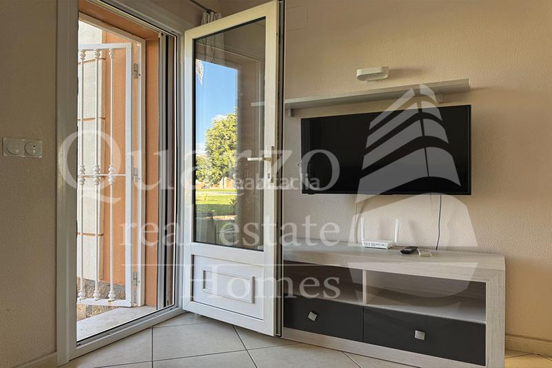 Foto c80b2919-d1b1-476e-bbec-b63a4c6baacf. Appartamento con piscina in Oliva nova Oliva