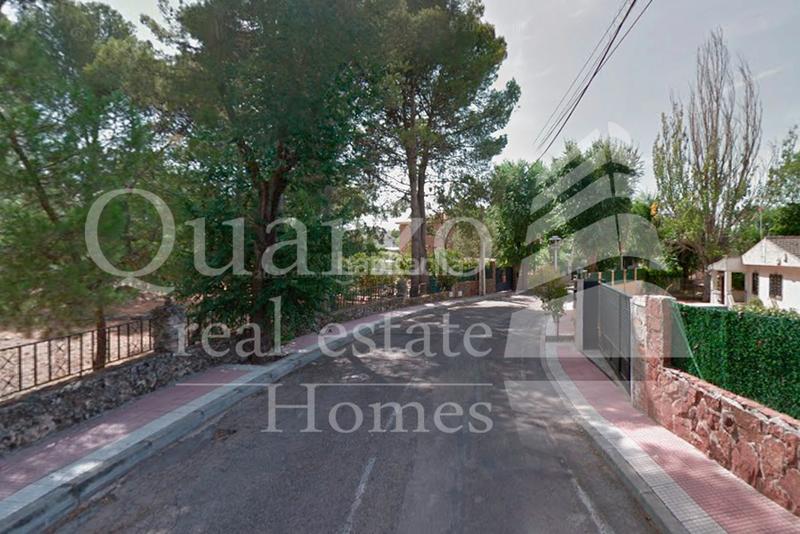 Foto fb1cce97-b3c2-4c0b-83d0-2d679ffe9823. Chalet avec parking dans El Robledal Villalbilla