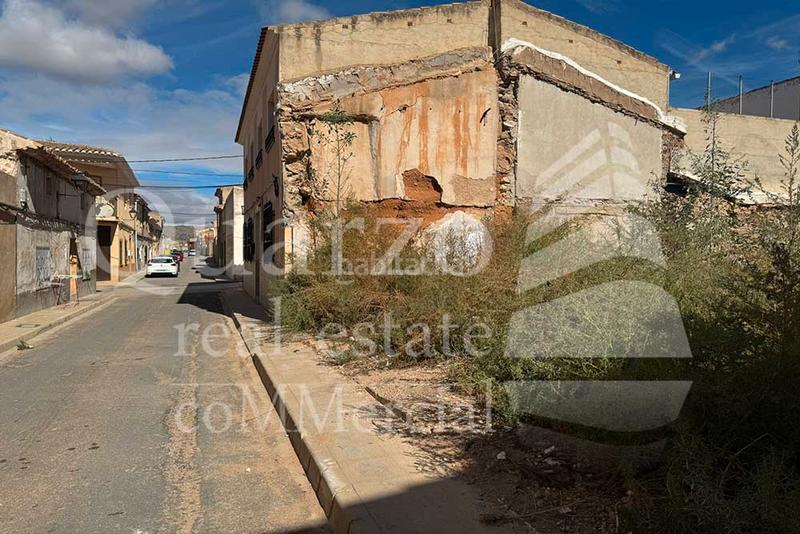 Foto 169a1459-7a80-4c97-83ef-aa552fe05c4b. Terreny residencial a Tobarra