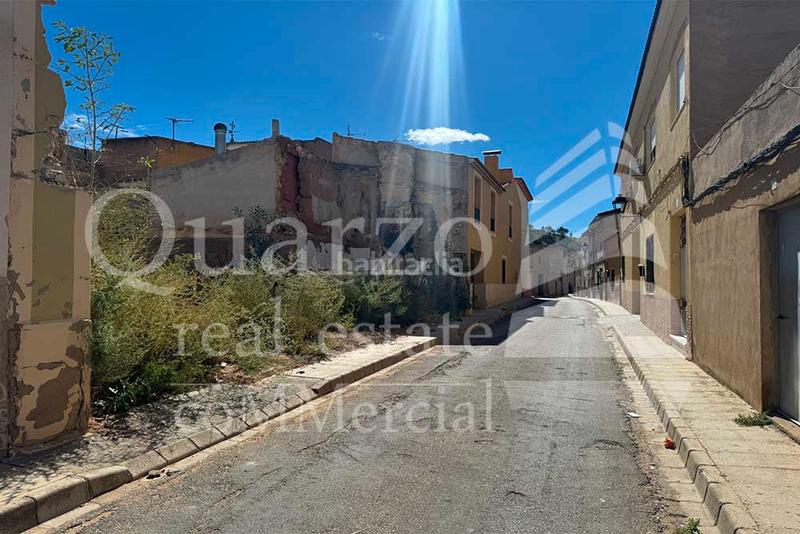 Foto a4bdd015-ee72-4767-aa26-c841437b402b. Terreny residencial a Tobarra