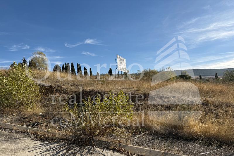 Foto 61fb3711-b4a8-408e-a381-38b63658a309. Terreny residencial a Tórtola de Henares