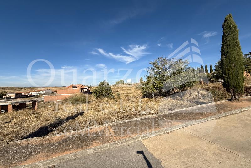 Foto 80bc2559-b865-4573-bf3c-aed448fb2439. Terreny residencial a Tórtola de Henares