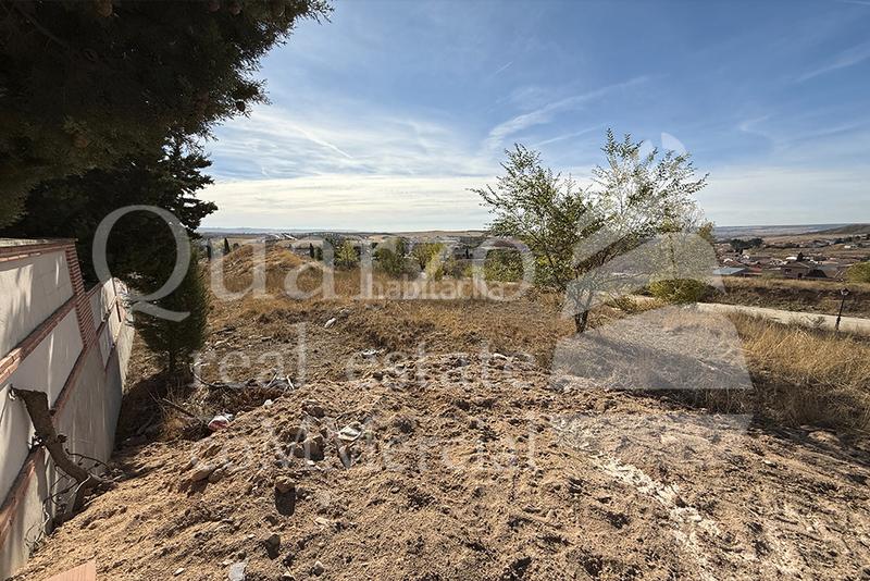 Foto 982d9b7f-7544-4834-ab21-70ea8232ec3f. Terreny residencial a Tórtola de Henares